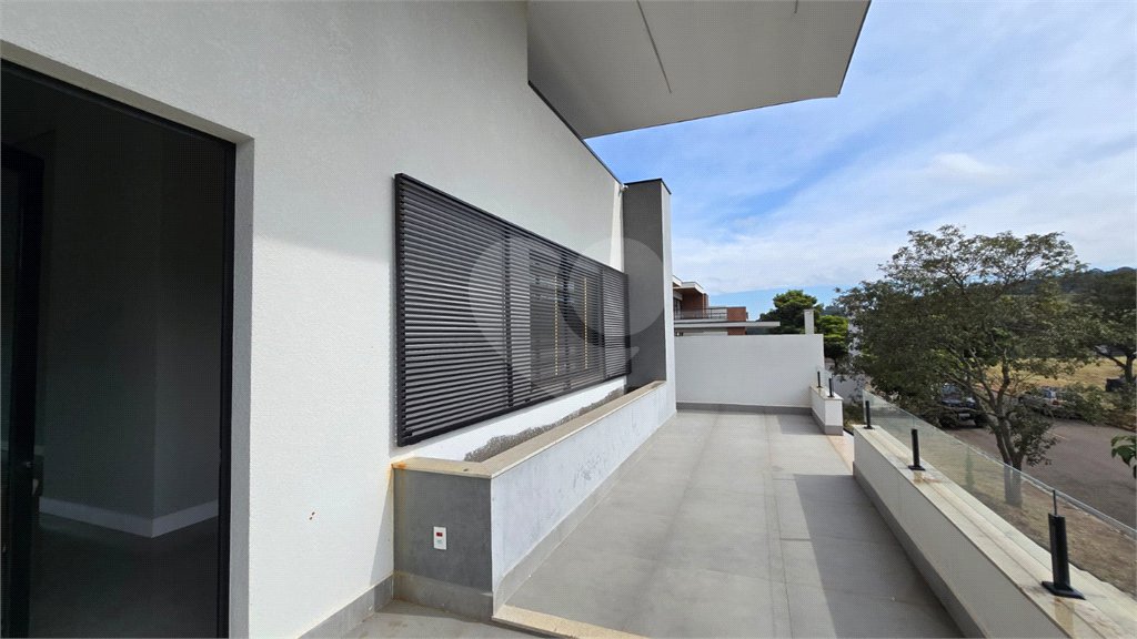 Casa à venda ou para alugar com 5 quartos, sendo 4 suítes,  no condomínio Equilibrium, Atibaia - SP