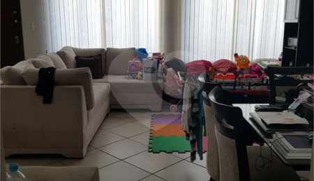 Casa à venda com 3 quartos, sendo 1 suíte,  no condomínio Res Azaléias, São Paulo - SP