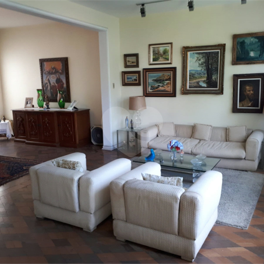 Casa à venda com 5 quartos, sendo 1 suíte, em Grajaú, Rio de Janeiro, RJ