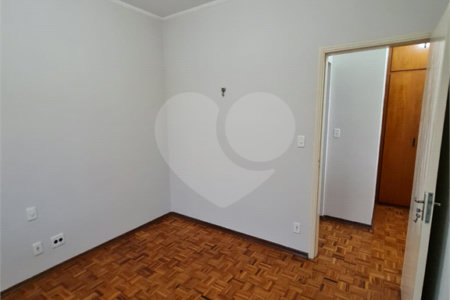Apartamento à venda de 2 dormitórios no Edifício São José, Araraquara