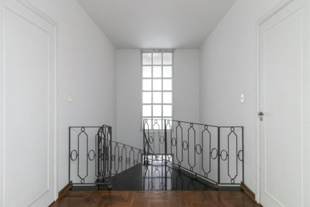 Casa à venda com 3 quartos, sendo 2 suítes,  em Alto de Pinheiros, São Paulo, SP