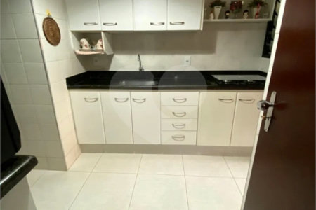 Apartamento à venda com 3 quartos, sendo 1 suíte,  em Jardim Irajá, Ribeirão Preto, SP