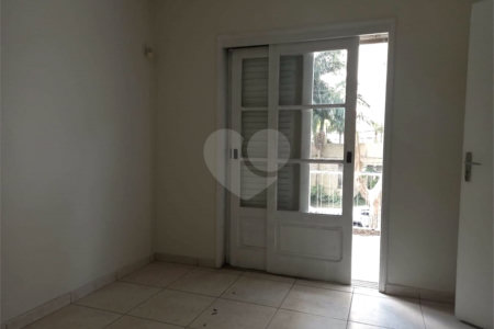 Sobrado à venda com 3 quartos em Alto da Boa Vista, São Paulo, SP