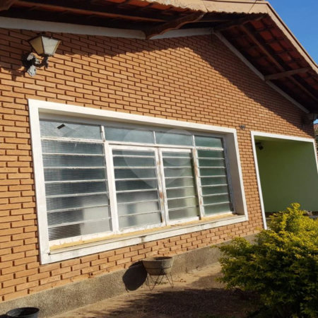 Casa à venda com 2 quartos no Centro, Vinhedo, SP