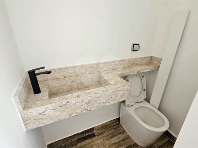 Apartamento à venda com 1 suíte em Moema, São Paulo, SP