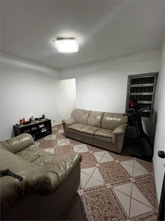 Sobrado à venda com 3 quartos em Tremembé, São Paulo, SP