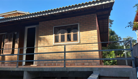 Casa à venda com 3 quartos, sendo 1 suíte, no condomínio Alpes da Cantareira, Mairiporã - SP