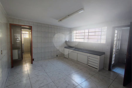 Casa à venda com 3 quartos, sendo 1 suíte, em Vila Vianelo, Jundiaí, SP