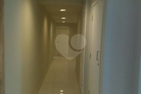 Apartamento à venda com 1 suíte em Campo Belo, São Paulo, SP