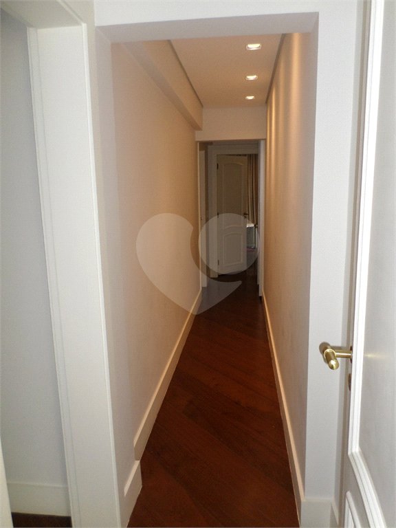 Apartamento à venda com 4 quartos, sendo 2 suítes, em Jardim Londrina, São Paulo, SP