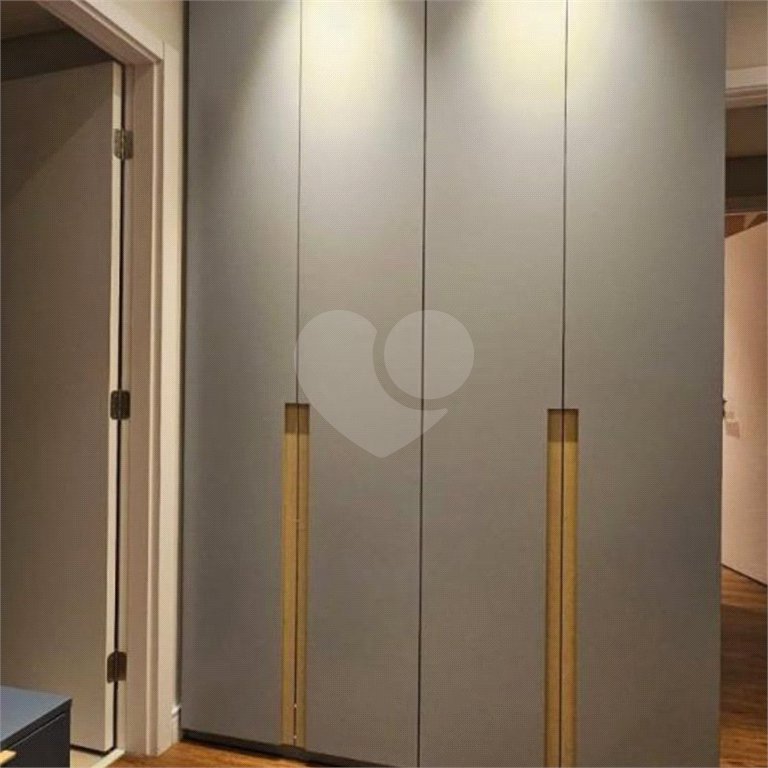 Apartamento à venda com 3 suítes em Mirandópolis, São Paulo, SP