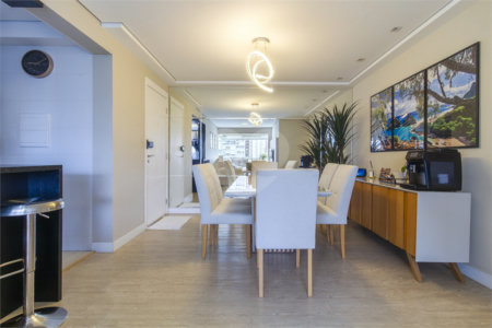 Apartamento à venda com 3 quartos, sendo 1 suíte,  em Jardim Vazani, São Paulo, SP