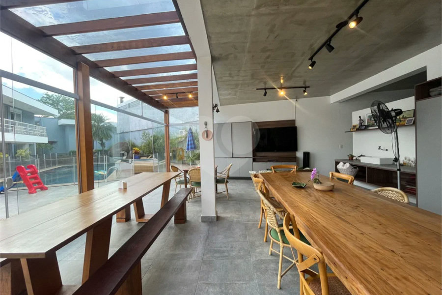 Casa à venda com 5 suítes em Tremembé, São Paulo, SP