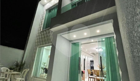 Casa à venda com 4 quartos, sendo 1 suíte,  em Campo Grande, Rio de Janeiro, RJ