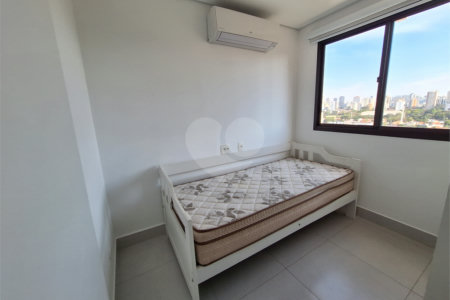 Apartamento para alugar com 2 quartos em Vila Olímpia, São Paulo, SP