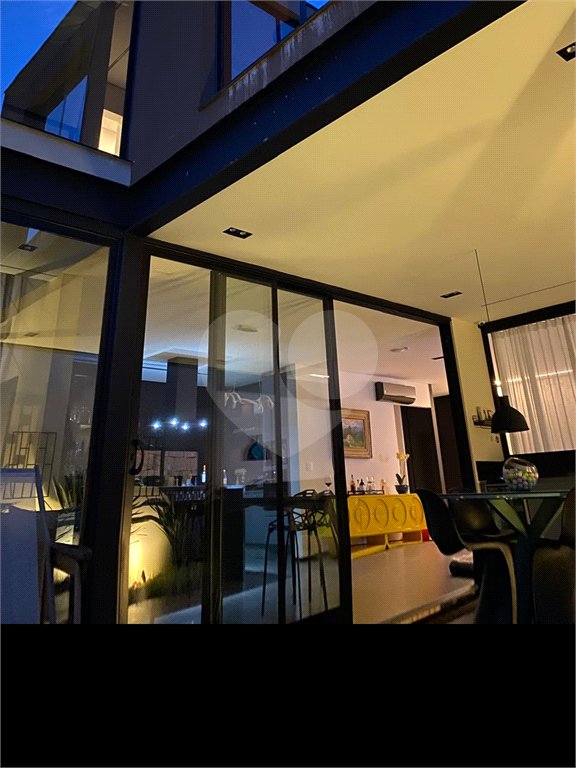 Casa à venda com 4 suítes no condomínio Villas do Golfe, Itu - SP