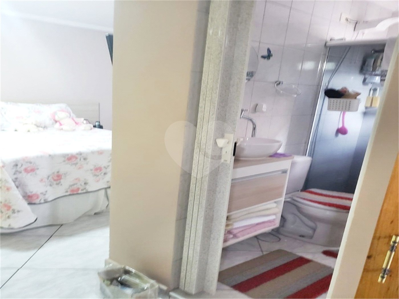 Sobrado à venda com 3 quartos, sendo 1 suíte,  em Parque Edu Chaves, São Paulo, SP