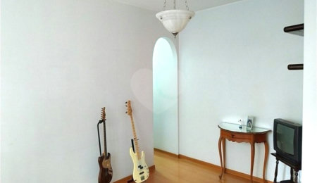Apartamento à venda com 2 quartos em Indianópolis, São Paulo, SP