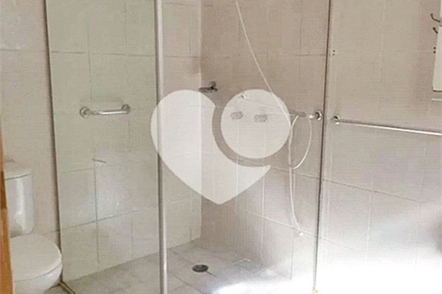 Sobrado à venda com 4 quartos, sendo 1 suíte, em Tremembé, São Paulo, SP