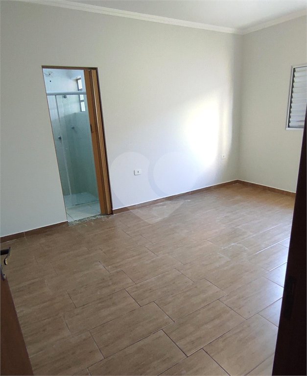 Casa à venda com 3 quartos, sendo 1 suíte,  em Jardim Santa Marta, Salto, SP
