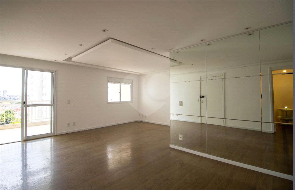 Apartamento à venda ou para alugar com 3 quartos, sendo 1 suíte, em Jardim Vazani, São Paulo, SP