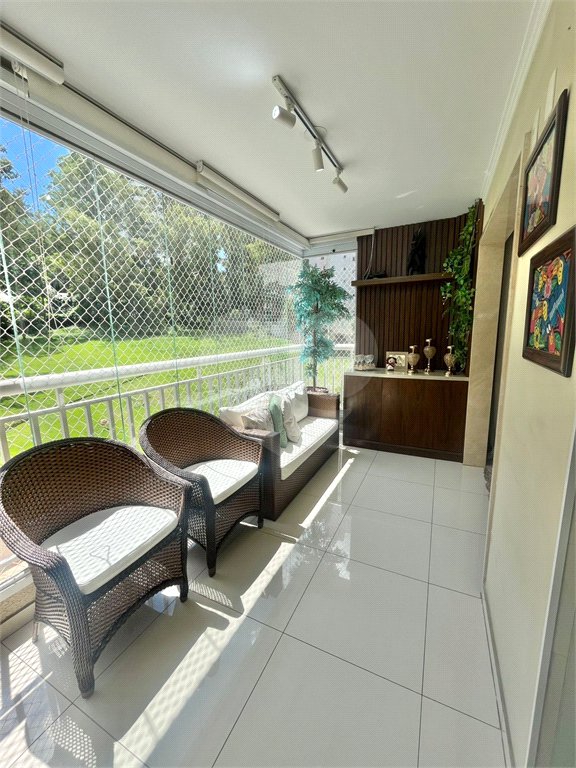 Apartamento à venda com 3 quartos, sendo 1 suíte, em Jardim das Vertentes, São Paulo, SP
