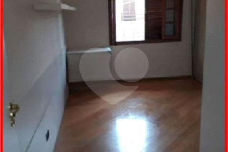 Sobrado à venda com 3 suítes em Lar São Paulo, São Paulo, SP