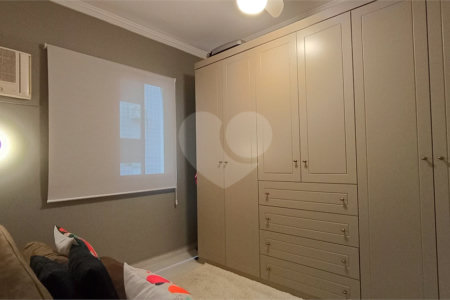 Apartamento à venda com 2 quartos, sendo 1 suíte, em Pitangueiras, Guarujá, SP