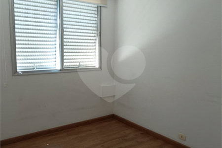 Apartamento à venda com 4 quartos, sendo 2 suítes, em Itaim Bibi, São Paulo, SP