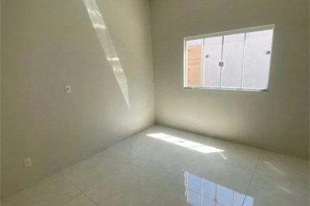 Casa à venda com 3 suítes em Açucena, Balsas, MA