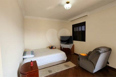 Apartamento à venda com 4 suítes em Bosque da Saúde, São Paulo, SP