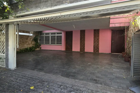 Casa à venda com 3 quartos, sendo 1 suíte, em Lar São Paulo, São Paulo, SP