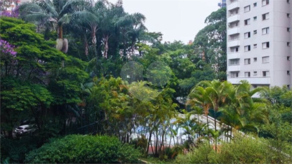 Apartamento à venda com 2 suítes em Jardim Londrina, São Paulo, SP