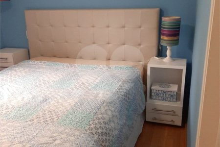 Apartamento à venda com 3 quartos, sendo 1 suíte, em Santo Amaro, São Paulo, SP