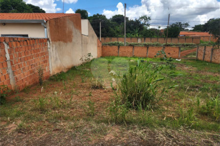 Terreno à venda em Parque Alvorada, Araraquara, SP