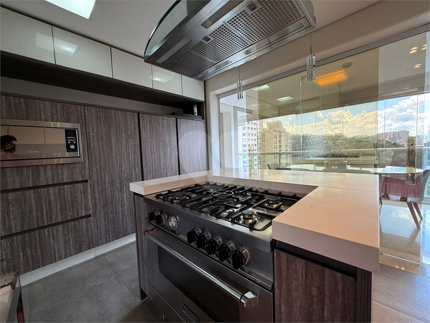 Apartamento à venda ou para alugar com 3 suítes em Perdizes, São Paulo, SP
