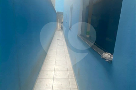 Sobrado à venda com 3 quartos, sendo 1 suíte, em Vila Virgínia, Itaquaquecetuba, SP
