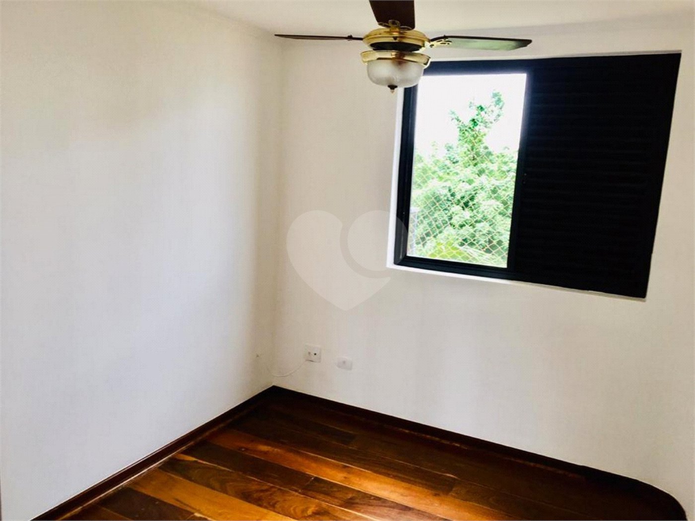 Apartamento à venda com 4 quartos, sendo 2 suítes, em Bosque da Saúde, São Paulo, SP