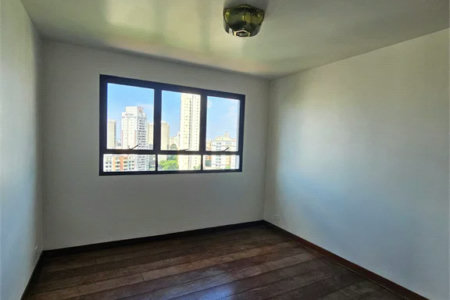 Apartamento à venda com 4 quartos, sendo 2 suítes,  em Jardim Parque Morumbi, São Paulo, SP