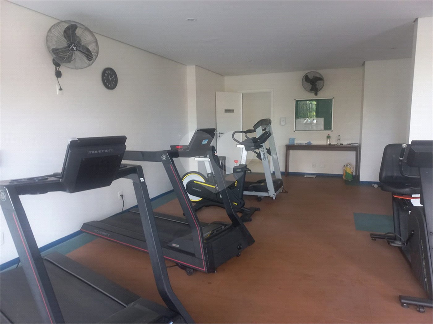 Apartamento à venda com 3 suítes em Vila Pompéia, São Paulo, SP