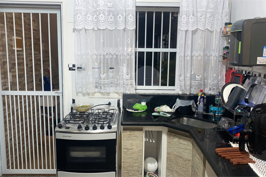 Sobrado à venda com 2 quartos, sendo 1 suíte, em Vila Guilherme, São Paulo, SP