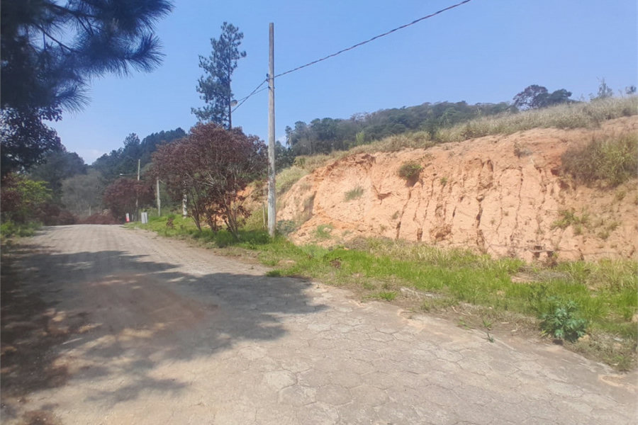 Terreno à venda no condomínio Aútria da Cantareira, Mairiporã - SP
