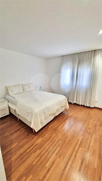 Apartamento à venda com 3 suítes em Vila Romana, São Paulo, SP