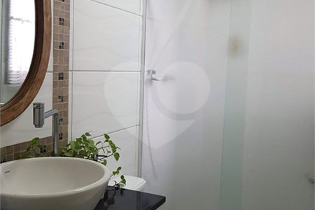 Apartamento à venda com 2 quartos em Vila Suissa, Mogi das Cruzes, SP