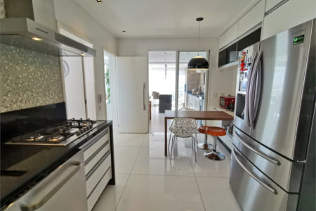 Apartamento à venda com 3 suítes em Jardim Monte Kemel, São Paulo, SP