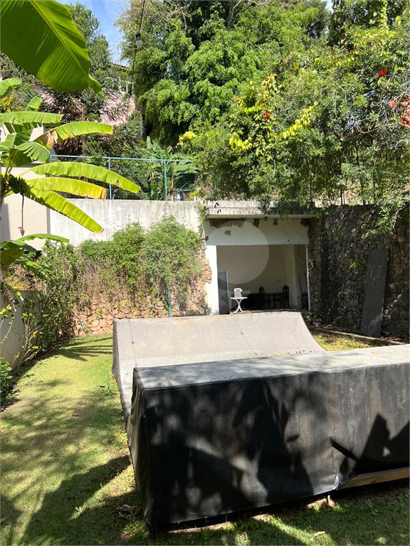Terreno à venda no condomínio Jardim Vitória Régia, São Paulo - SP