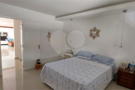 Casa de Vila à venda com 3 quartos, sendo 1 suíte,  em Tijuca, Rio de Janeiro, RJ