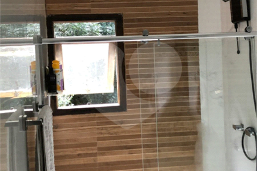 Casa à venda com 3 quartos, sendo 1 suíte,  no condomínio Alpes da Cantareira, Mairiporã - SP