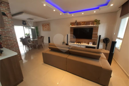 Casa à venda com 3 quartos, sendo 1 suíte, no condomínio Golden Park Residence II, Sorocaba - SP