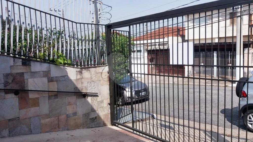 Casa Térrea à venda com 3 quartos, sendo 1 suíte,  em Parque Jabaquara, São Paulo, SP